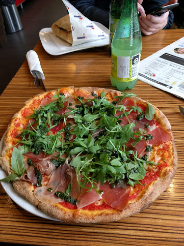 Anmeldelser af Byens Madhus i Holbæk - Pizza