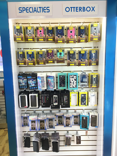 Phone Repair Service «Cell Doc - Woodbridge Center Phone Repair», reviews and photos, 250 Woodbridge Center Dr, Woodbridge, NJ 07095, USA