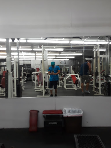 Gym «Awesome Gym», reviews and photos, 465 Hialeah Dr, Hialeah, FL 33010, USA
