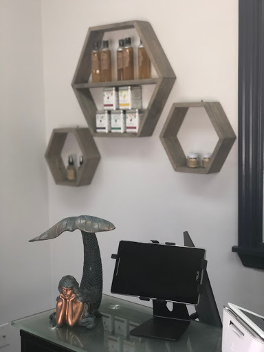 Beauty Salon «Luna Wax & Beauty Salon», reviews and photos, 1921 Savannah Hwy, Charleston, SC 29407, USA