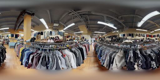 Used Clothing Store «Crossroads Trading Co.», reviews and photos, 128 NW 23rd Ave, Portland, OR 97210, USA