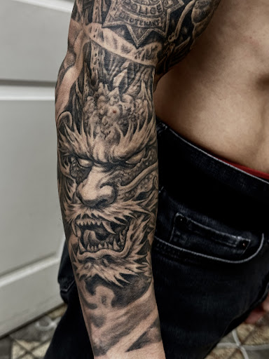 Explore fine line tattoo ideas men, creative tattoo ideas in Sunnyvale, available at Da Wei Tattoo Inc