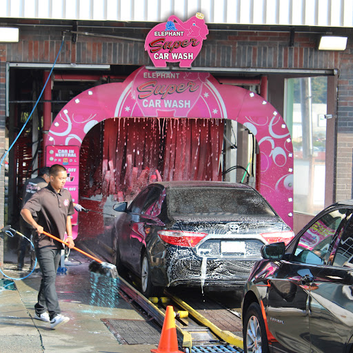 Elephant Car Wash en Burien