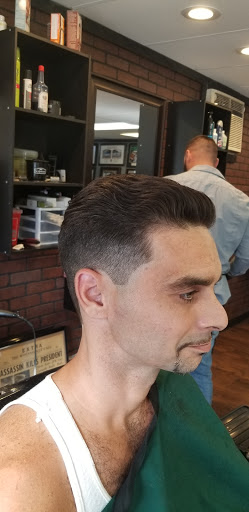 Barber Shop «Classic Blends Barbershop», reviews and photos, 1700 Elmwood Ave, Warwick, RI 02888, USA