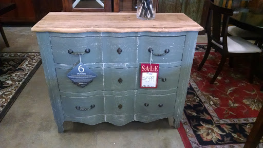 Furniture Store «Costless Warehouse Furniture», reviews and photos, 7859 S 180th St, Kent, WA 98032, USA