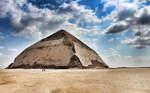 Bent Pyramid image