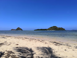 Foto von Lakdayan Beach mit sehr sauber Sauberkeitsgrad