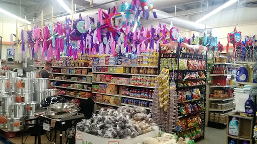 Supermarket «Castillo Supermarkets», reviews and photos, 10426 16th Ave SW, Seattle, WA 98146, USA