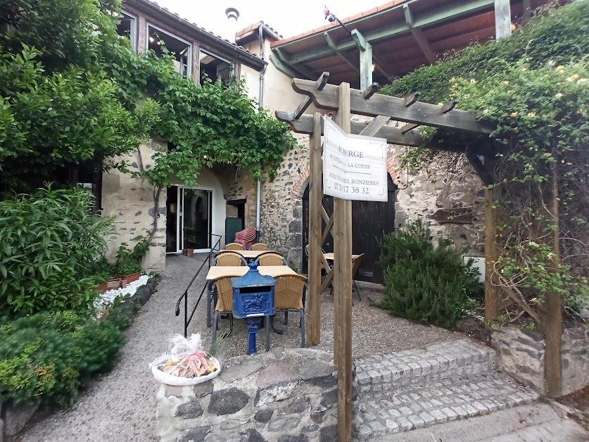 Auberge Au Coteau de La Couze à Tourzel-Ronzières