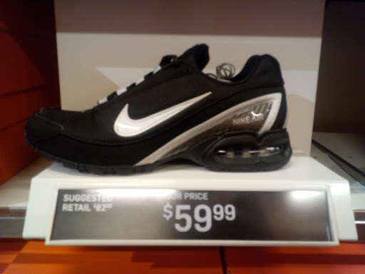 Sporting Goods Store «Nike Factory Store», reviews and photos, 1 Premium Outlet Blvd #699, Tinton Falls, NJ 07753, USA