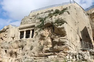 Benei Hezir Tomb image