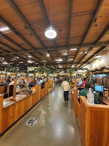 Sporting Goods Store «Bass Pro Shops», reviews and photos, 5160 Cherry Ave, San Jose, CA 95118, USA