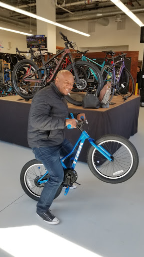 Bicycle Store «Swim, Bike & Run», reviews and photos, 153 E White St, Rock Hill, SC 29730, USA