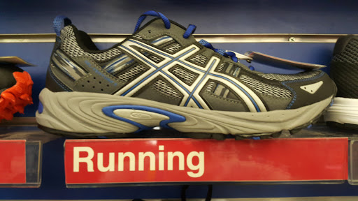 Sporting Goods Store «Big 5 Sporting Goods», reviews and photos, 3132 Stevens Creek Blvd, San Jose, CA 95117, USA