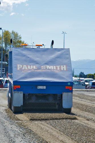 Comments and reviews of Paul Smith Earthmoving Otago