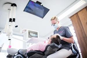 ZahnInsel Zahnarztpraxis image