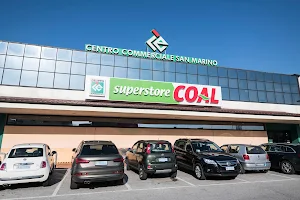 C'È Centro Commerciale San Marino image