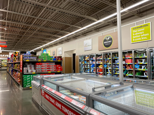Supermarket «ALDI», reviews and photos, 465 Charles H Dimmock Pkwy, Colonial Heights, VA 23834, USA