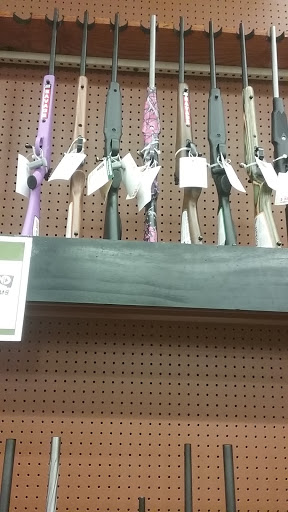 Fishing Store «Green Top Sporting Goods, Corporation.», reviews and photos, 10150 Lakeridge Pkwy, Ashland, VA 23005, USA