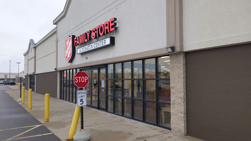 Thrift Store «The Salvation Army Family Store & Donation Center», reviews and photos