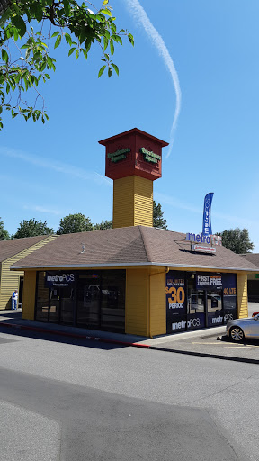 Cell Phone Store «MetroPCS Authorized Dealer», reviews and photos, 16180 SE 82nd Dr, Clackamas, OR 97015, USA