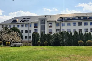 Military University Hospital Prague image