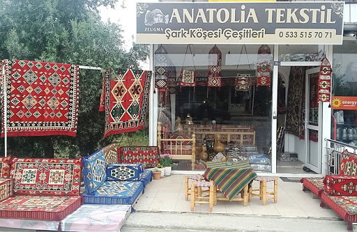 Anatolia Tekstil & Şark Köşesi - Hurşit Özcanlı