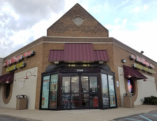 Wine Store «Red Wagon Wine Shoppe», reviews and photos, 2940 S Rochester Rd, Rochester Hills, MI 48307, USA