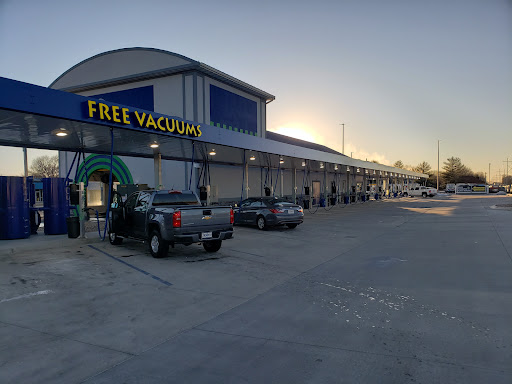 Blue Iguana Car Wash en Springfield