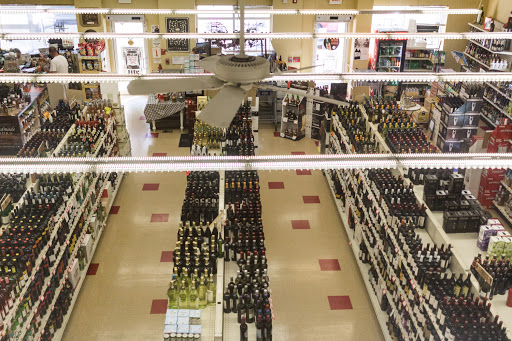 Liquor Store Liquor Barn Reviews And Photos 1007 Old York Rd