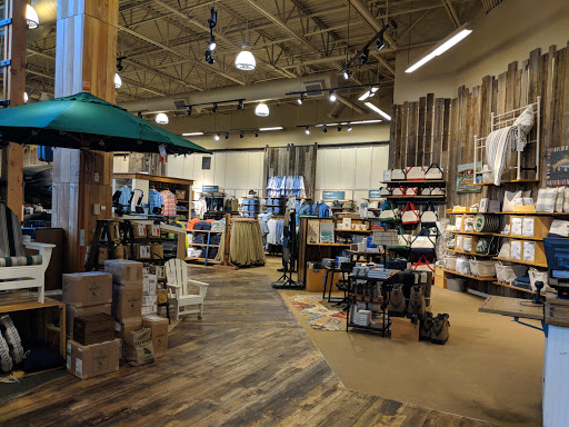 Clothing Store «L.L. Bean», reviews and photos, 75 Evergreen Way, South Windsor, CT 06074, USA