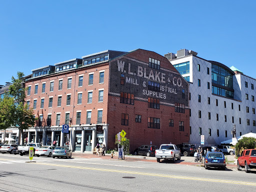 Old Port Spirits and Cigars, 79 Commercial St, Portland, ME 04101, USA, 