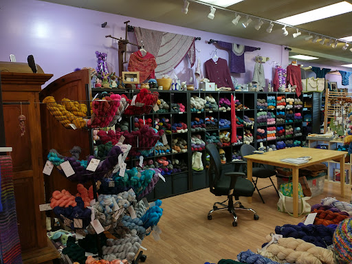 Shopping Mall «Williamsburg Crossing Shopping Center», reviews and photos, 5235 John Tyler Hwy, Williamsburg, VA 23185, USA