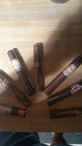 Cigar Shop «Havana Cigar Lounge 2», reviews and photos, 739 Atlantic City Blvd, Beachwood, NJ 08722, USA