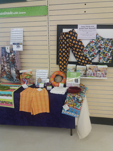 Fabric Store «Jo-Ann Fabrics and Crafts», reviews and photos, 533 Mall Ct, Lansing, MI 48912, USA