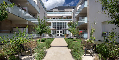 MOOE à Neuilly-sur-Seine