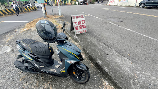 蘭潭阿龍烤香腸 的照片