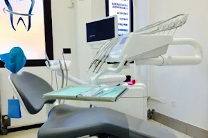 Studio Dentistico Dott.ssa Elena Gasparini image