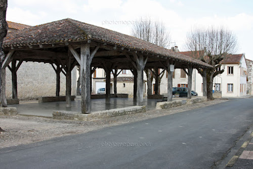 Halle de Laparade à Laparade