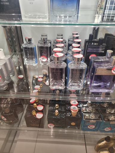 Department Store «Lord & Taylor», reviews and photos, 121 E City Ave, Bala Cynwyd, PA 19004, USA