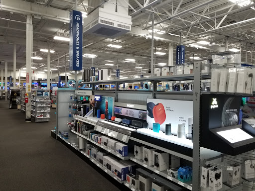 Electronics Store «Best Buy», reviews and photos, 615 E Palatine Rd, Arlington Heights, IL 60004, USA