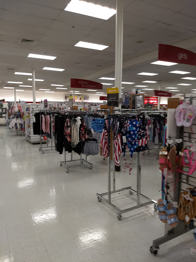 Department Store «T.J. Maxx», reviews and photos, 875 Queen St, Southington, CT 06489, USA