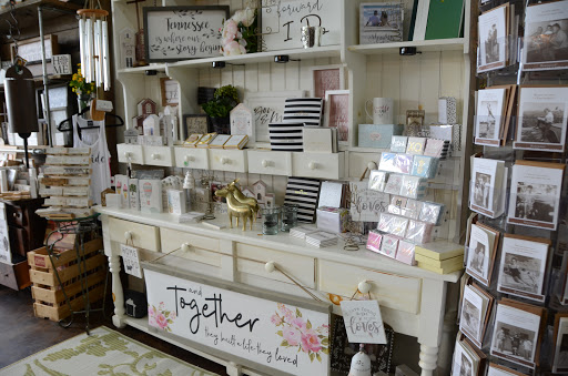 Florist «Sharp Floral & Gifts», reviews and photos, 584 Broadway Ave, New Johnsonville, TN 37134, USA