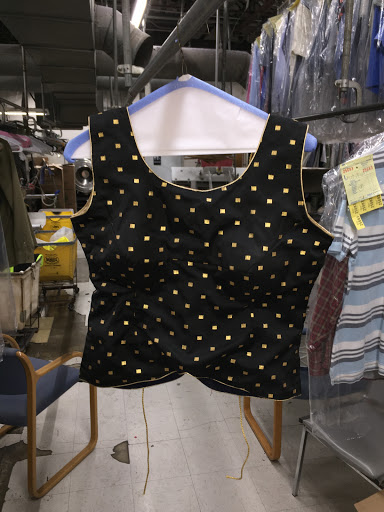 Dry Cleaner «Discount Cleaners», reviews and photos, 1111 W Airport Fwy # 113, Irving, TX 75062, USA