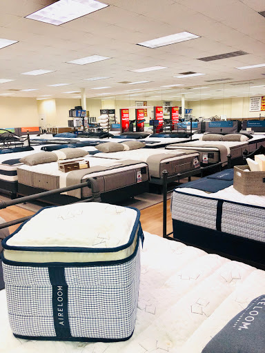 Mattress Store «Mattress Warehouse of Stafford», reviews and photos, 370 Garrisonville Rd, Stafford, VA 22554, USA