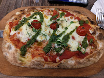 Pizza du Restaurant italien De la Vigne à l'Olivier à La Ciotat - n°16