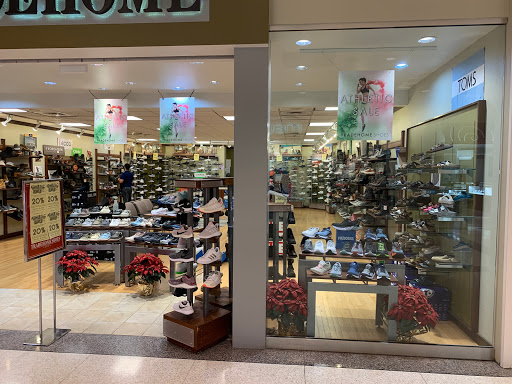 Shoe Store «Tradehome Shoes», reviews and photos, 3902 13th Ave SW, Fargo, ND 58103, USA