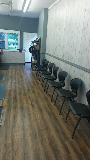 Barber Shop «Friendly Barber Shop Inc», reviews and photos, 90 Elm St, West Springfield, MA 01089, USA