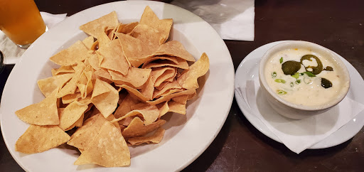 American Restaurant «Reds Alehouse», reviews and photos, 405 N Dubuque St, North Liberty, IA 52317, USA