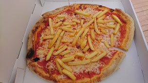 Photo n°7 de I TRE SAPORI = LE CHALET douane de Perly - Pizzeria à emporter St Julien en Genevois à Saint-Julien-en-Genevois ()